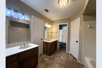 111 Harbor Haven Street, Mabank, TX 75156 - Photo 11