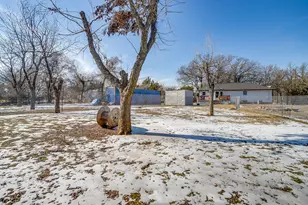 3732 County Rd 1100, Grandview, TX 76050 - Photo 37