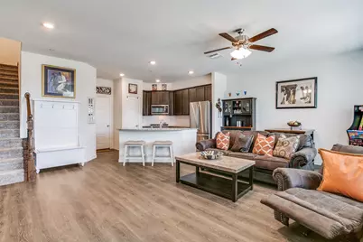 2402 Eureka Way, Lewisville, TX 75056 - Photo 7