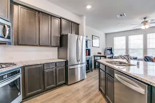 2402 Eureka Wy, Lewisville, TX 75056 - Photo 7