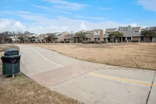 17490 Meandering Way, Dallas, TX 75252 - Photo 25