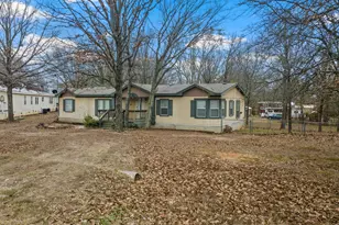 418 Broken Bow, Quitman, TX 75783 - Photo 3