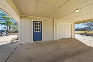 225 Cayuga Trail, Gainesville, TX 76240 - Photo 37