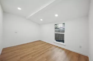 512 Shadowbrook Ln, Hurst, TX 76053 - Photo 15