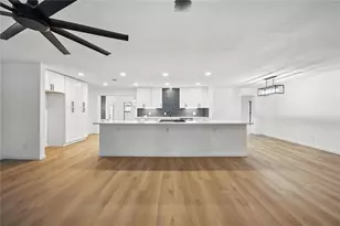 512 Shadowbrook Ln, Hurst, TX 76053 - Photo 19