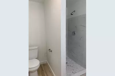 1046 W Collins Street, Denison, TX 75020 - Photo 21