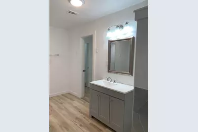 1046 W Collins Street, Denison, TX 75020 - Photo 25