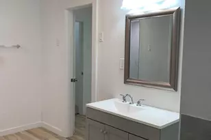 1046 W Collins St, Denison, TX 75020 - Photo 25