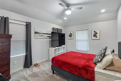 1317 Dacki Avenue, Dallas, TX 75211 - Photo 17