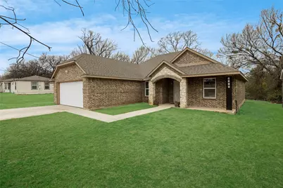 1317 Dacki Avenue, Dallas, TX 75211 - Photo 3