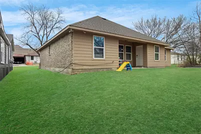 1317 Dacki Avenue, Dallas, TX 75211 - Photo 33