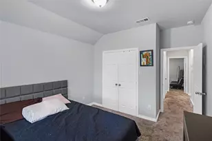 1317 Dacki Ave, Dallas, TX 75211 - Photo 15