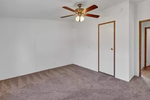 4504 E Kenwood Ct, Granbury, TX 76049 - Photo 27