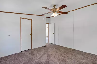 4504 E Kenwood Court, Granbury, TX 76049 - Photo 19