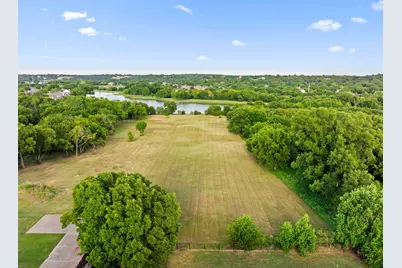 8542 Meadowbrook Drive, Fort Worth, TX 76120 - Photo 17