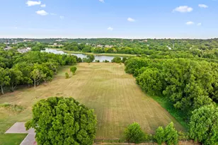 8542 Meadowbrook Dr, Fort Worth, TX 76120 - Photo 17