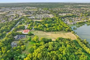 8542 Meadowbrook Dr, Fort Worth, TX 76120 - Photo 23