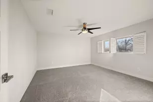 1707 Acorn Dr, Euless, TX 76039 - Photo 29