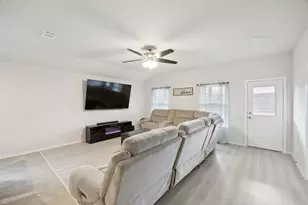 9513 Doverglen Dr, Fort Worth, TX 76131 - Photo 7