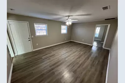 8335 Tenino Street, Dallas, TX 75217 - Photo 9