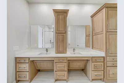 10912 Yorkshire Lane, Frisco, TX 75033 - Photo 21