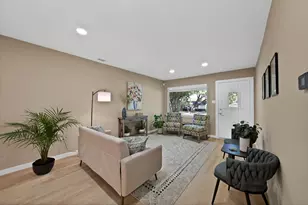 12135 Oberlin Dr, Dallas, TX 75243 - Photo 13