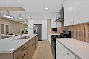 12135 Oberlin Dr, Dallas, TX 75243 - Photo 5