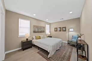 12135 Oberlin Dr, Dallas, TX 75243 - Photo 15