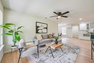 3209 Longmeade Drive, Farmers Branch, TX 75234 - Photo 3