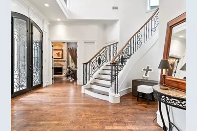 6607 Lake Circle Drive, Dallas, TX 75214 - Photo 7