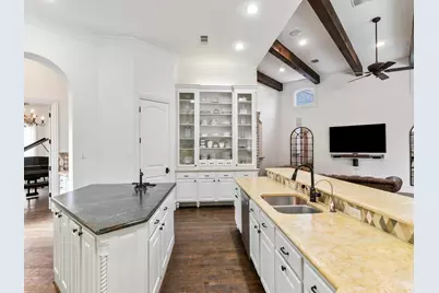 6607 Lake Circle Drive, Dallas, TX 75214 - Photo 19