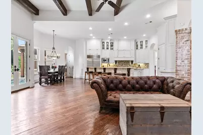 6607 Lake Circle Drive, Dallas, TX 75214 - Photo 13