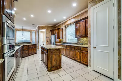 8344 Barber Oak Drive, Plano, TX 75025 - Photo 17