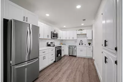 718 E Pecan Street #718, Hurst, TX 76053 - Photo 9