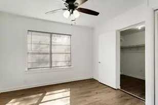 519 Sunnyside Ave, Cockrell Hill, TX 75211 - Photo 13