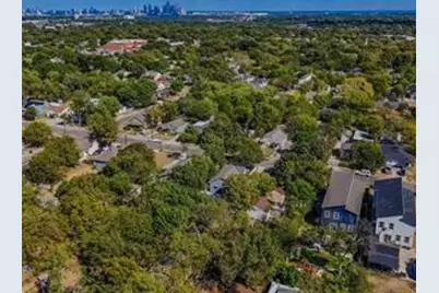 519 Sunnyside Avenue, Cockrell Hill, TX 75211 - Photo 23