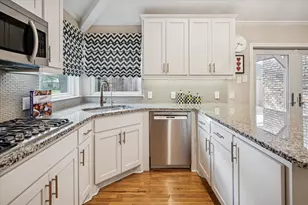 9545 Milltrail Dr, Dallas, TX 75238 - Photo 3