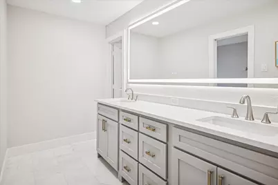 9545 Milltrail Drive, Dallas, TX 75238 - Photo 9