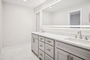 9545 Milltrail Dr, Dallas, TX 75238 - Photo 9