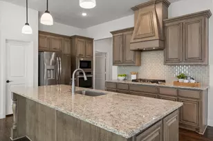 137 Fireberry Dr, Glenn Heights, TX 75154 - Photo 1