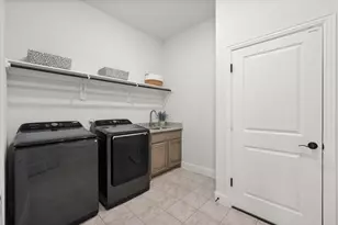 137 Fireberry Dr, Glenn Heights, TX 75154 - Photo 17