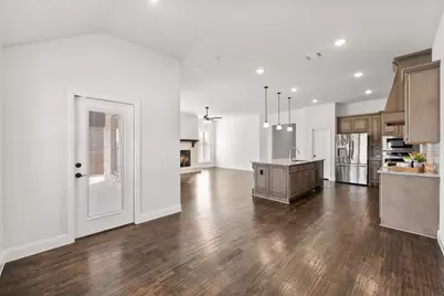 137 Fireberry Drive, Glenn Heights, TX 75154 - Photo 17