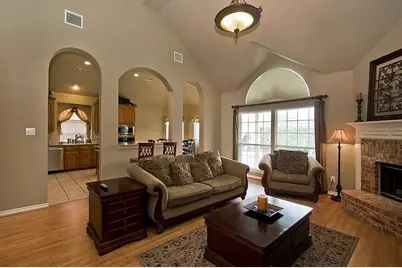 10118 St. George's Drive, Rowlett, TX 75089 - Photo 7