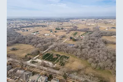 1827 Dr Sanders Road, Aubrey, TX 76227 - Photo 37