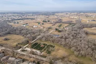 1827 Dr Sanders Rd, Aubrey, TX 76227 - Photo 37