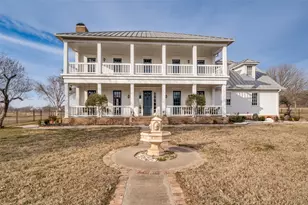 1827 Dr Sanders Rd, Aubrey, TX 76227 - Photo 3