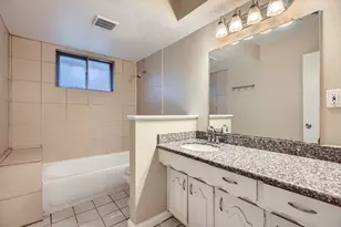 1724 Midcrest Ln, Plano, TX 75075 - Photo 7