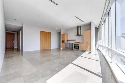 2430 Victory Park Lane #1809, Dallas, TX 75219 - Photo 5