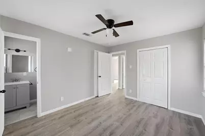 3901 Hiland Drive, Beverly Hills, TX 76711 - Photo 7