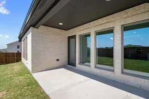 2929 Soaring Hls Dr, Forney, TX 75126 - Photo 17